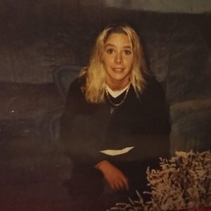 Meet your Posher, Dana